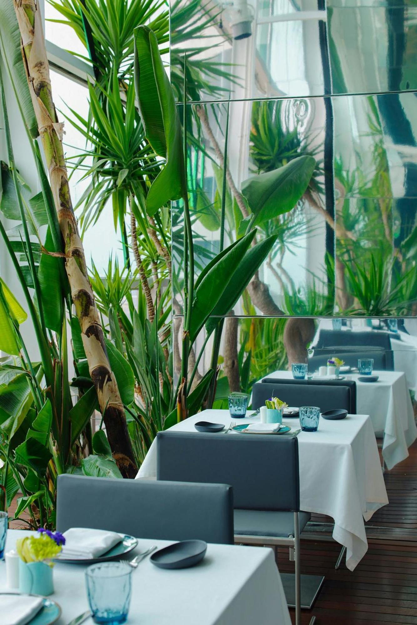 Renaissance Barcelona Fira 4*
