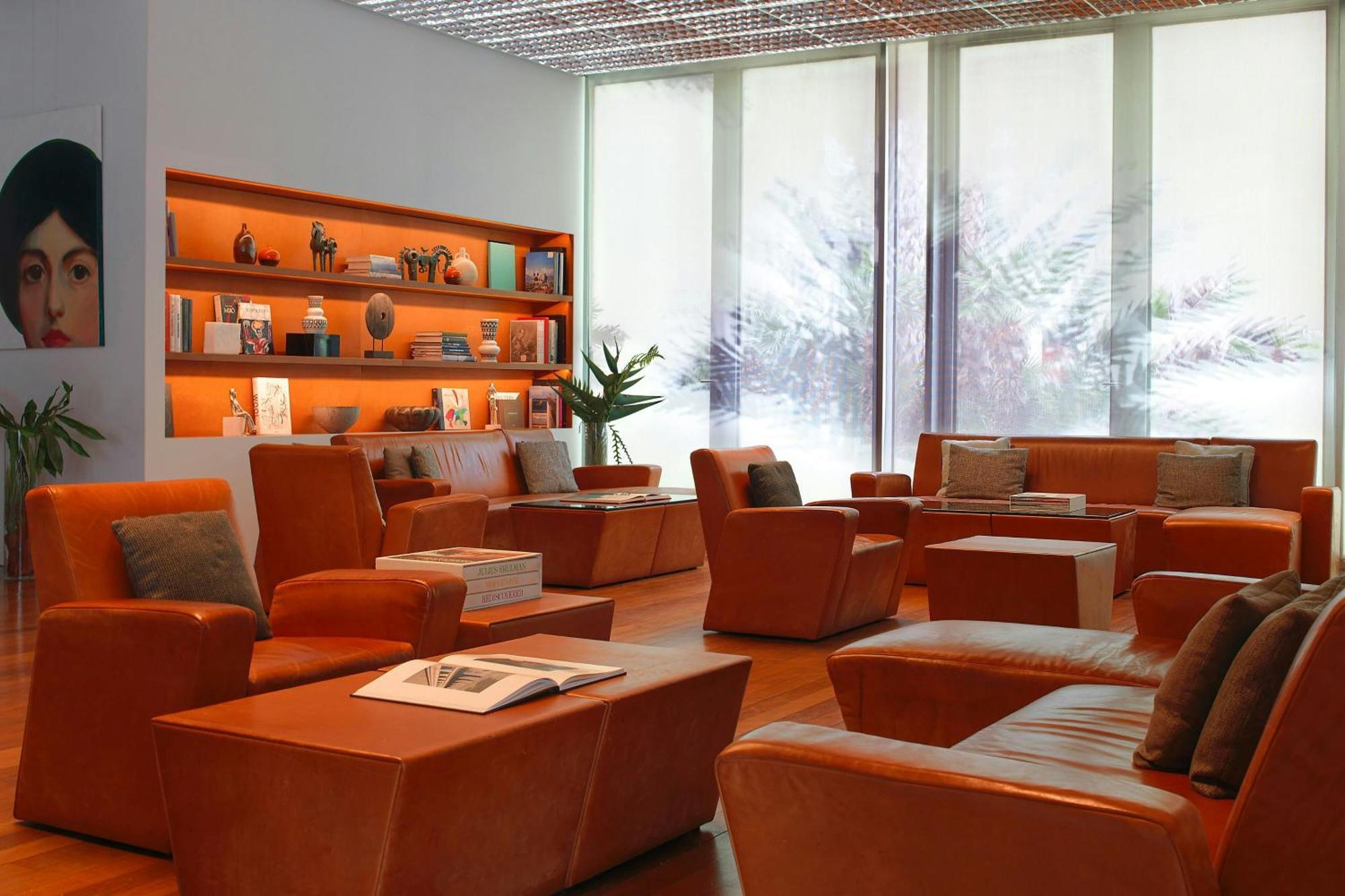Hotel Renaissance Barcelona Fira 4*