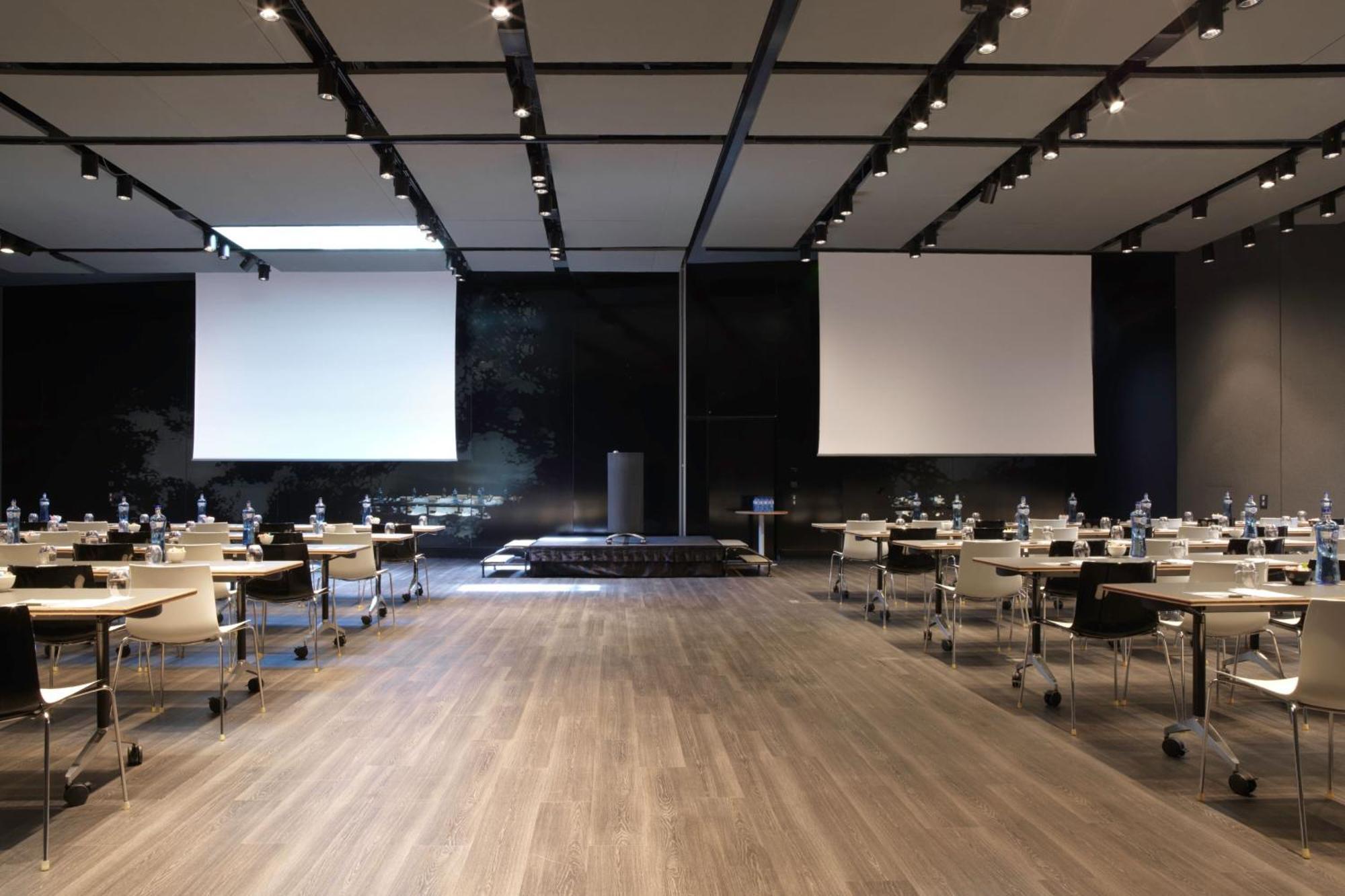 Renaissance Barcelona Fira Hotel 4*