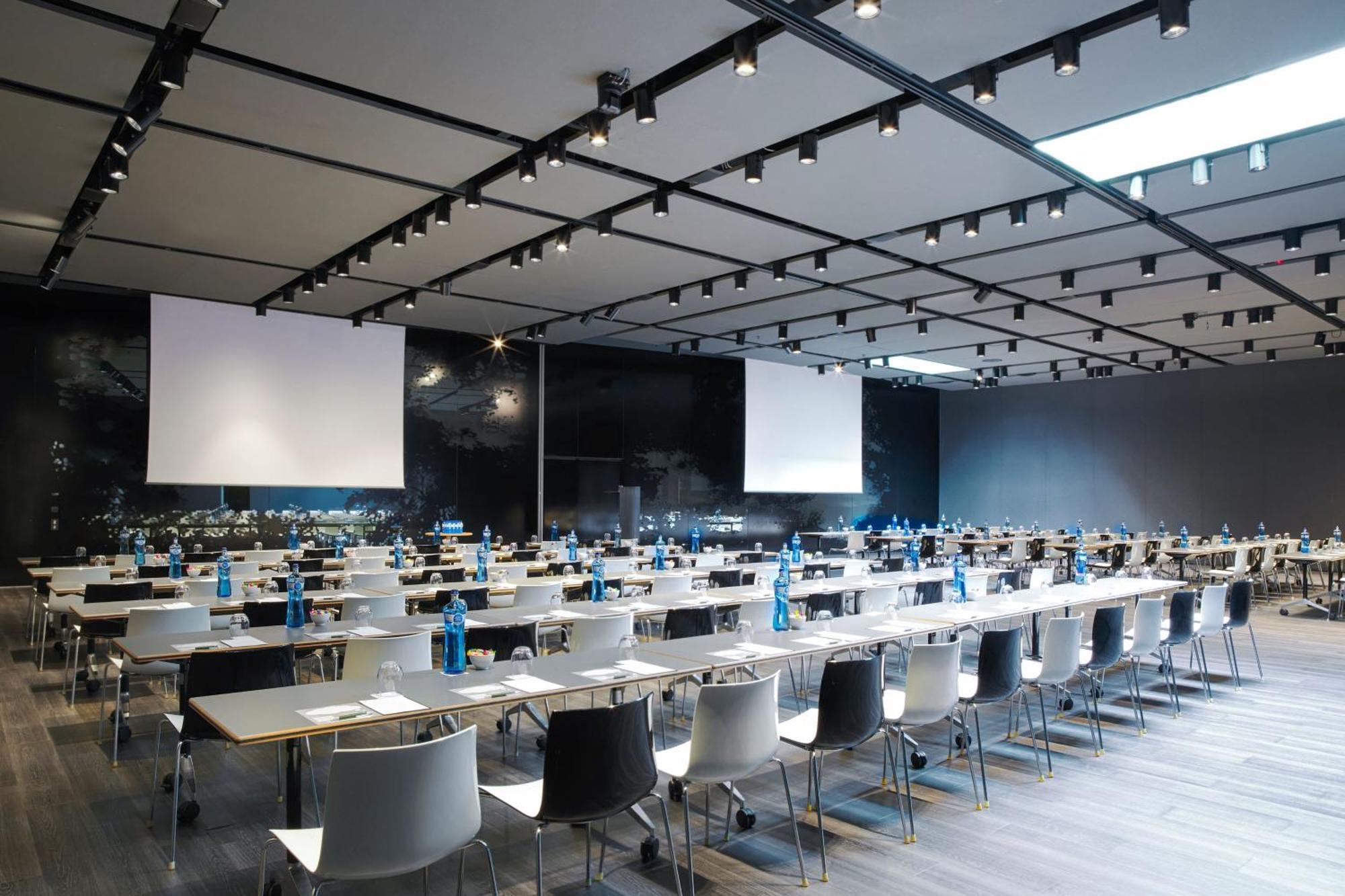 Renaissance Barcelona Fira Hotel 4*