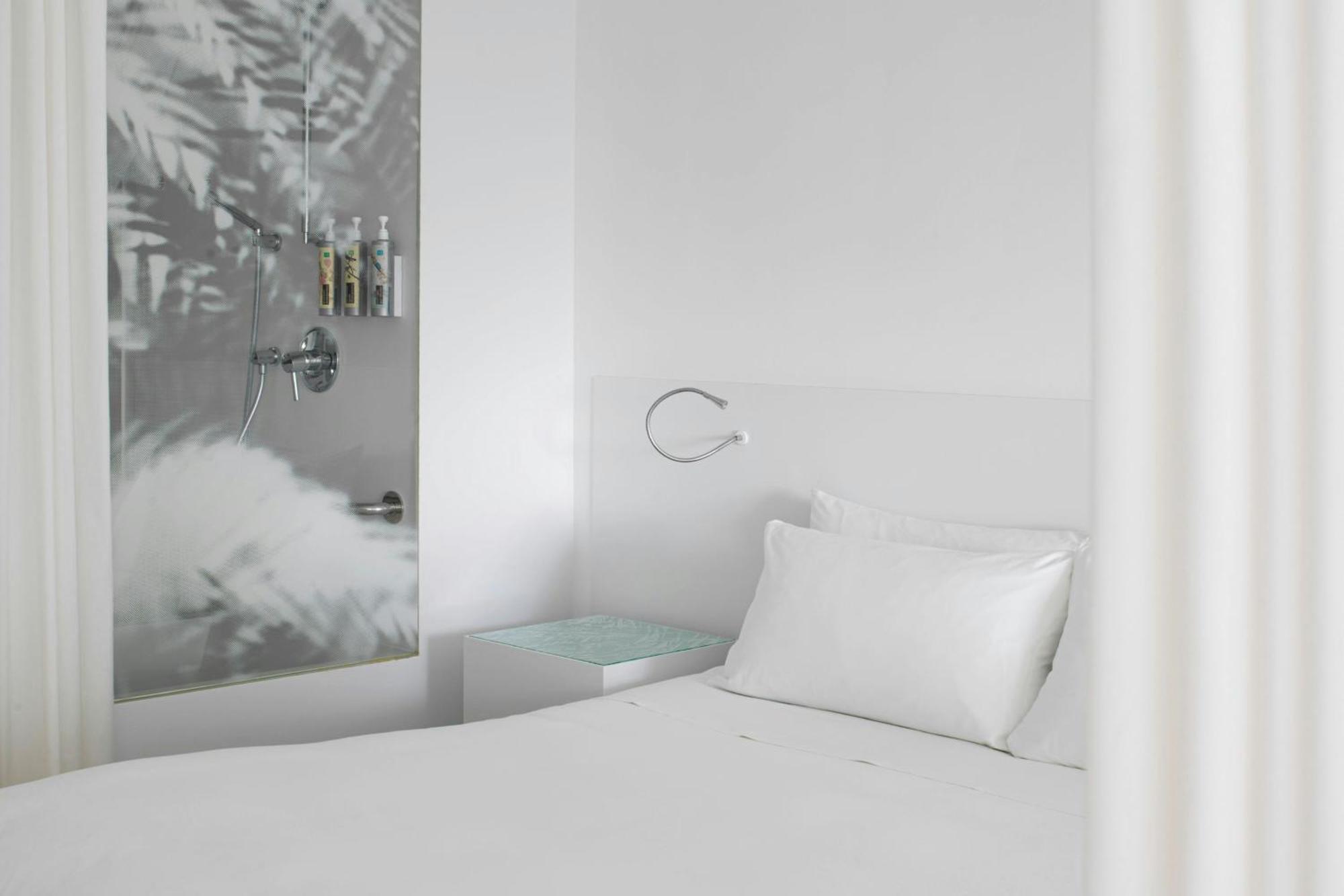Hotel Renaissance Barcelona Fira 4*